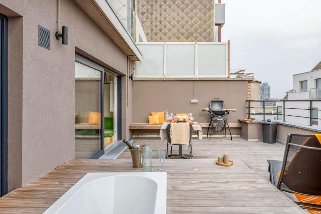 Love Nest - Your Cosy Penthouse Ostenda Zewnętrze zdjęcie
