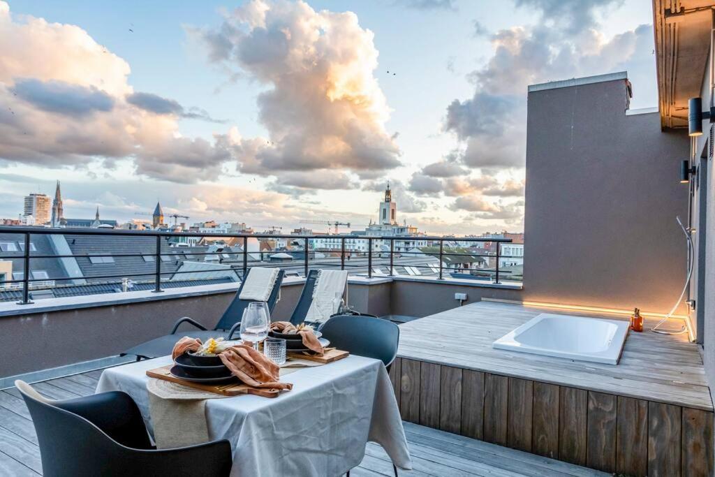 Love Nest - Your Cosy Penthouse Ostenda Zewnętrze zdjęcie